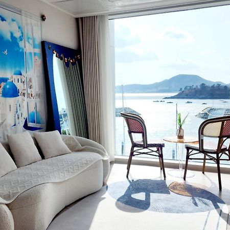 The Castle Ocean Suite Yeosu Exterior foto